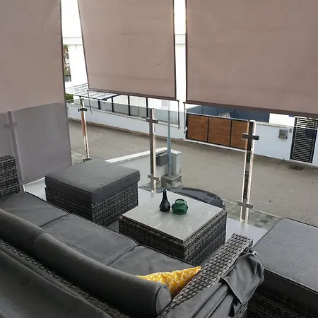 Appartement Sara With Pool
